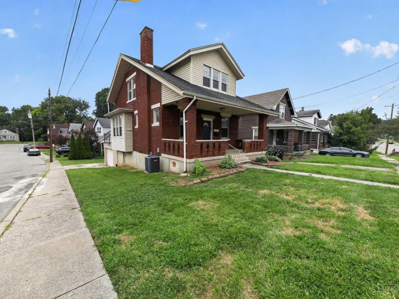3223 Montana Avenue, Cincinnati, OH 45211 Photo 5