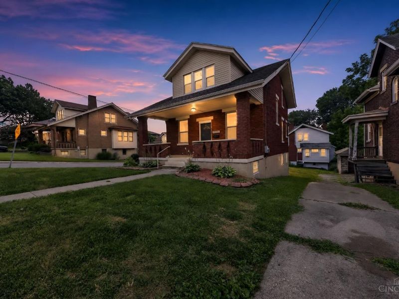 3223 Montana Avenue, Cincinnati, OH 45211 Photo 6