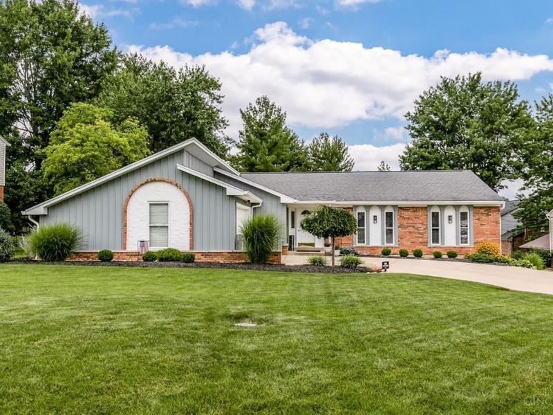 785 Elderwood Drive, Anderson Twp, OH 45255 Photo 1