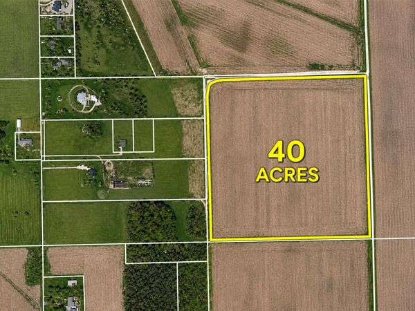 351 S 100 W , Valparaiso, IN 46385