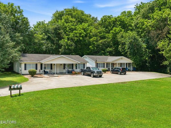 2312 Boyds Creek Hwy, Sevierville, TN 37876