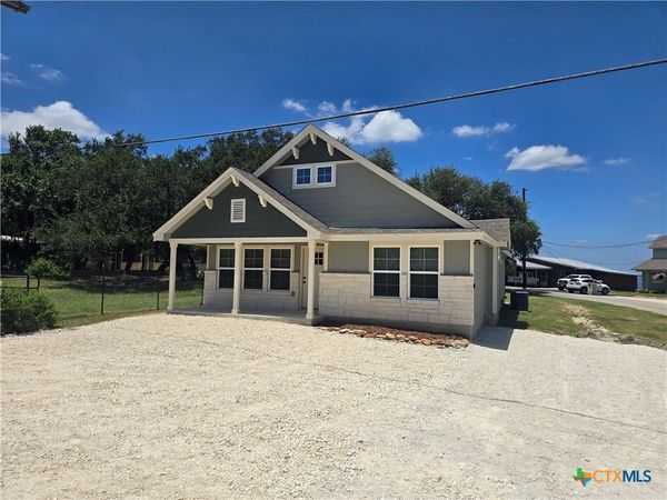 1071 Skyline Drive , Canyon Lake, TX 78133