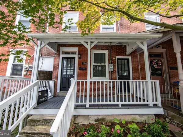 326 E LINDEN STREET, KENNETT SQUARE, PA 19348