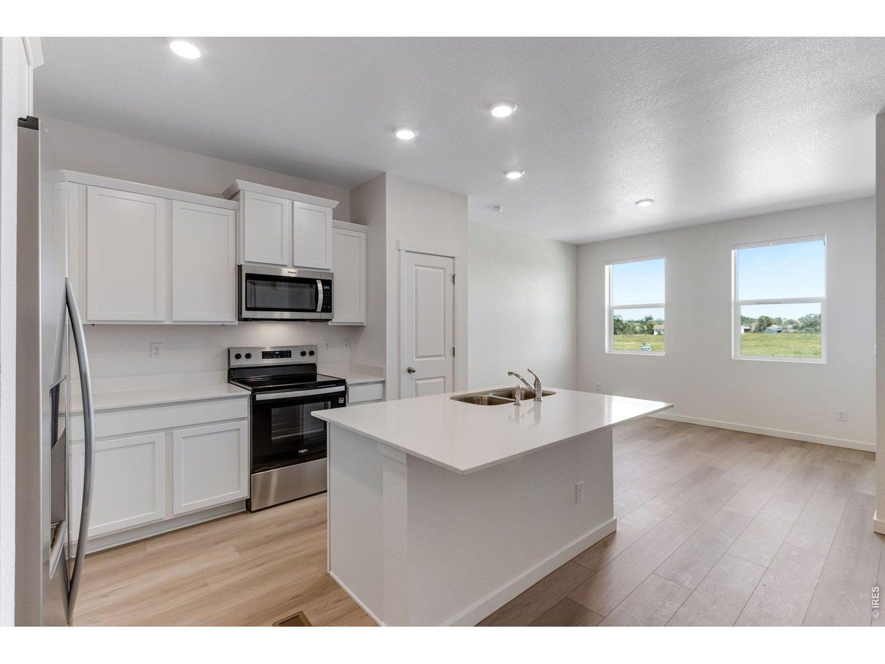 656 S Cabernet Ave, Fort Lupton, CO 80621 Main Photo
