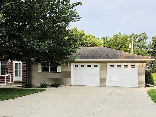 103 Sunset Drive, Decorah, IA 52101