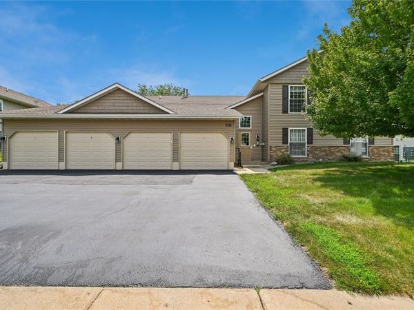 3713 Foxborough Terrace NE, Unit C, Cedar Rapids, IA 52402