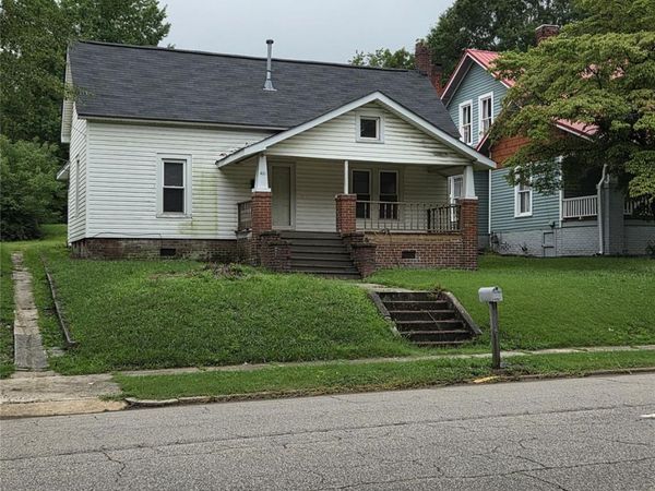 421 N Salisbury Avenue, Spencer, NC 28159