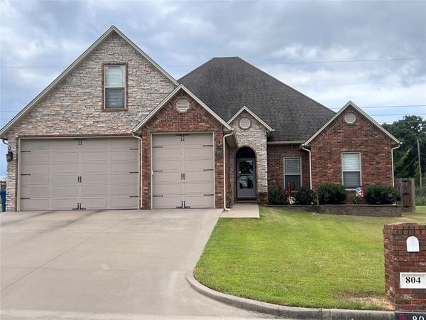 804 Great Oaks Drive , McAlester, OK 74501