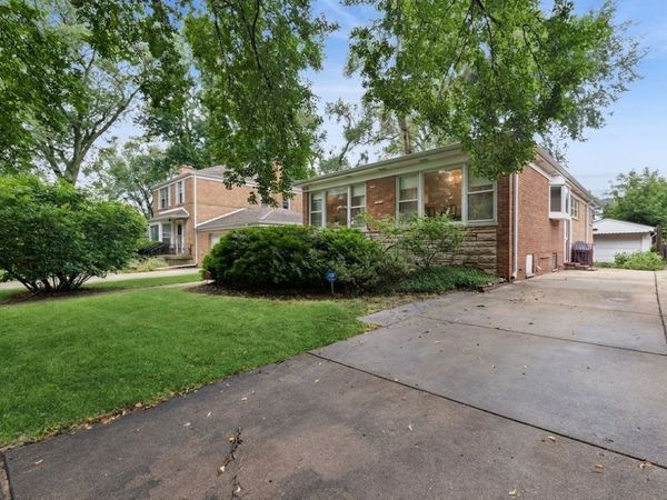 1619 Seward Street, Evanston, IL 60202