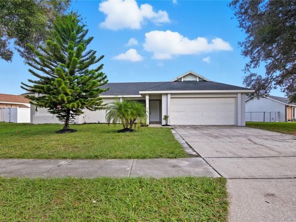 205 RED MAPLE DRIVE, KISSIMMEE, FL 34743