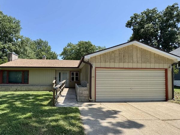 215 N NORMAL Street, Macomb, IL 61455
