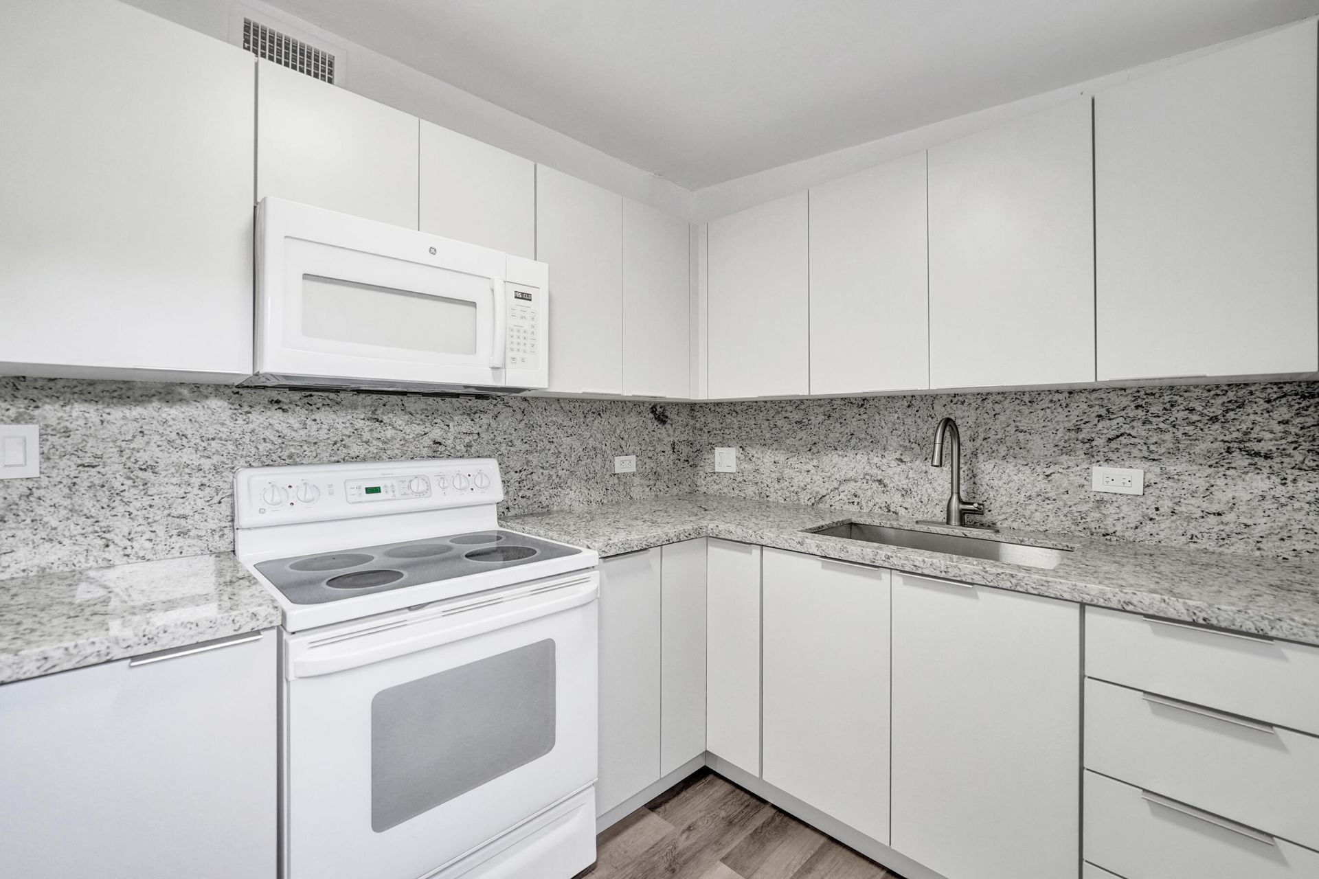 1628 NW 11th Street, Fort Lauderdale, FL 33311 Photo