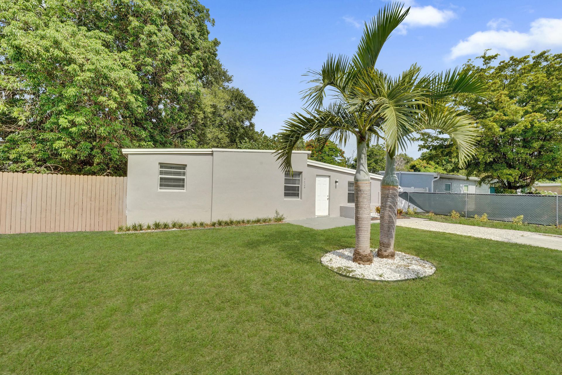 1628 NW 11th Street, Fort Lauderdale, FL 33311 Photo