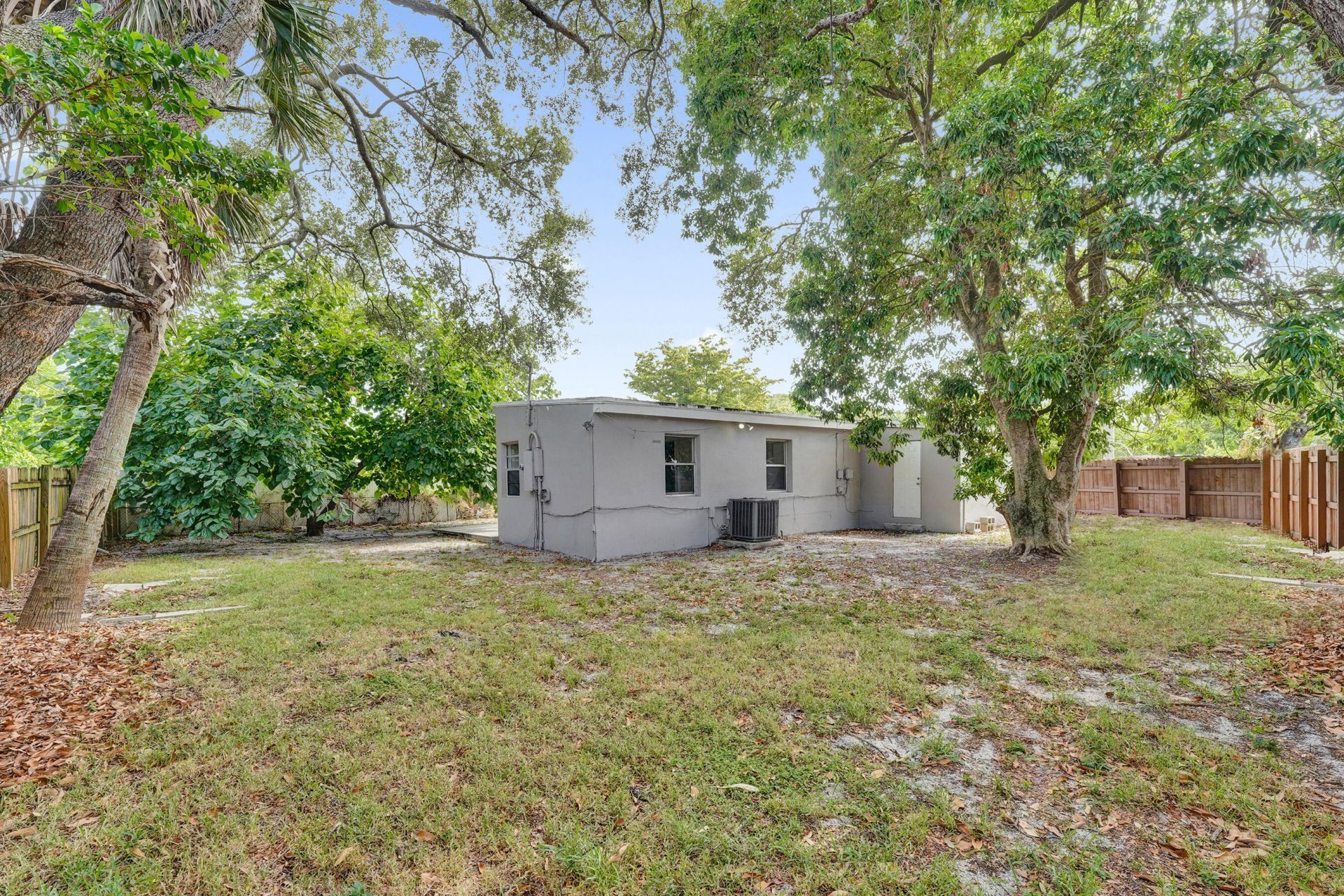 1628 NW 11th Street, Fort Lauderdale, FL 33311 Photo