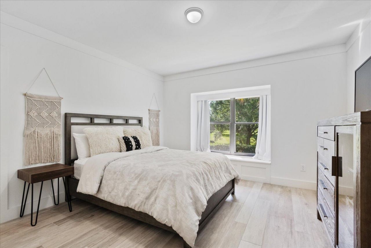 11311 Pond View Drive, Unit C201, Wellington, FL 33414 Photo