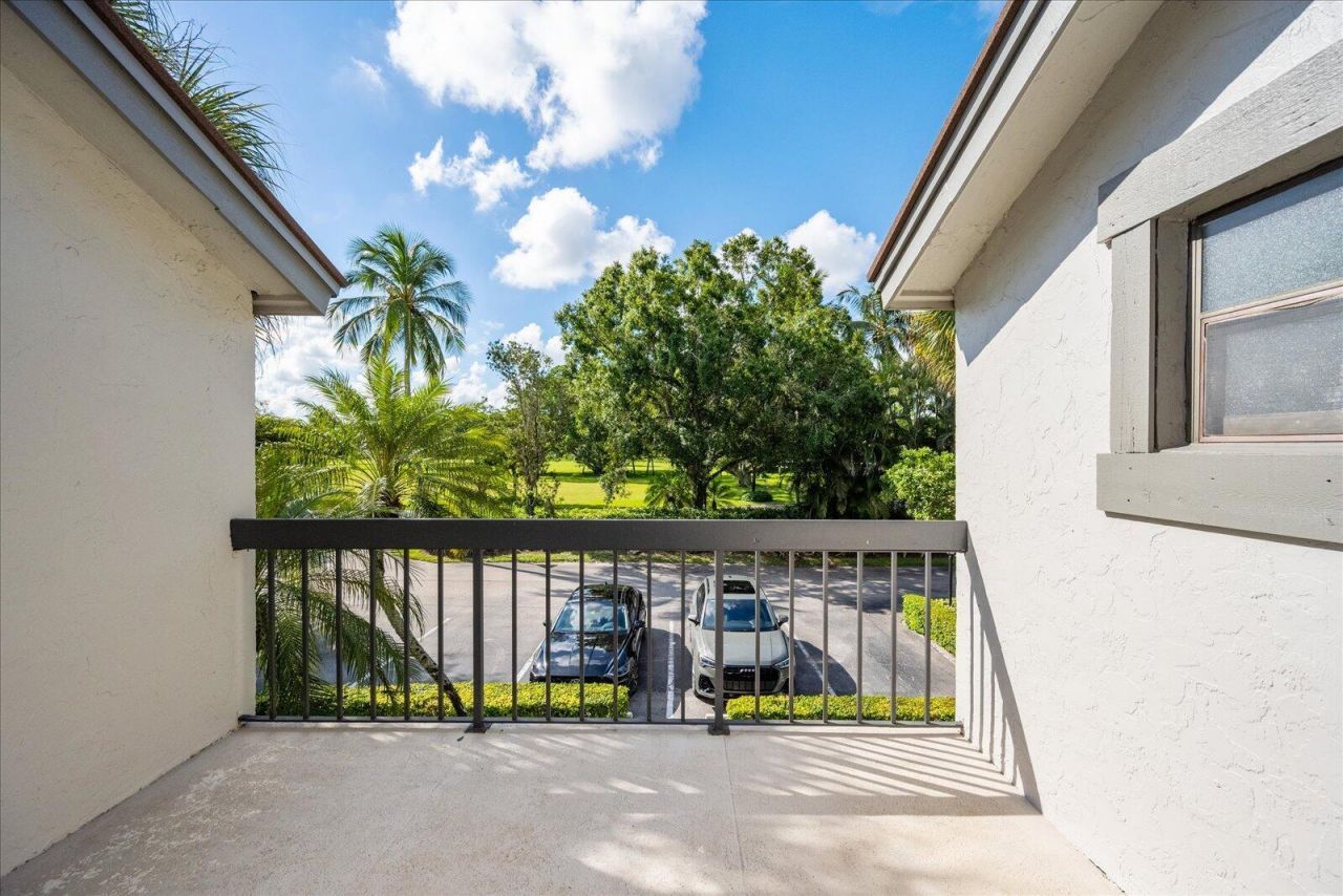 11311 Pond View Drive, Unit C201, Wellington, FL 33414 Photo