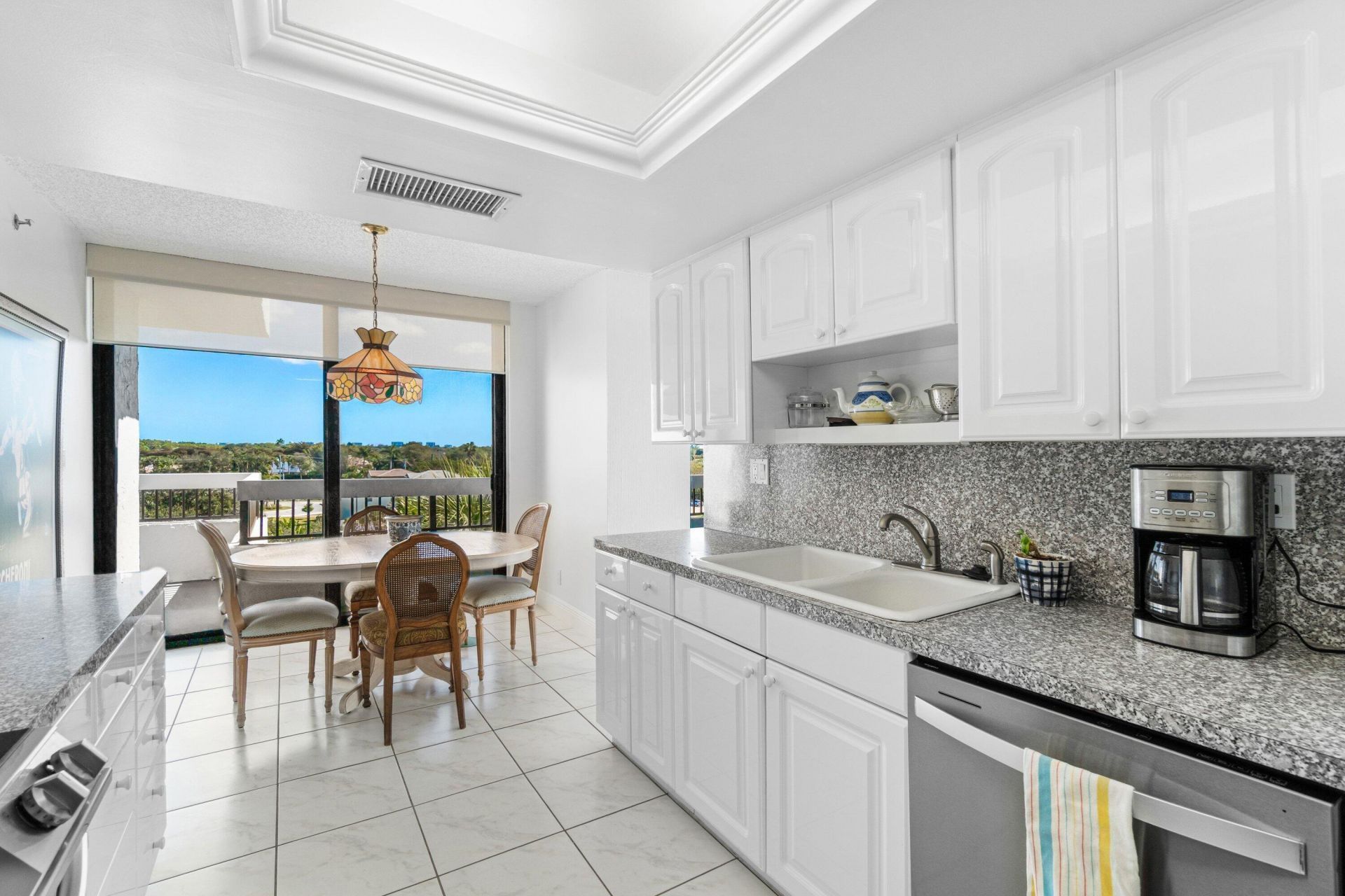 23200 Camino Del Mar, Unit 604, Boca Raton, FL 33433 Photo