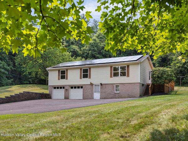 974 Old Post Road, New Paltz, NY 12561