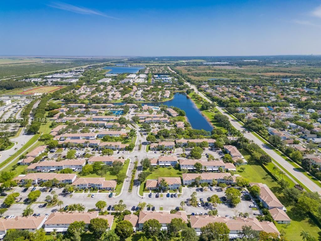 20822 NW 2nd St , Pembroke Pines, FL 33029 Photo