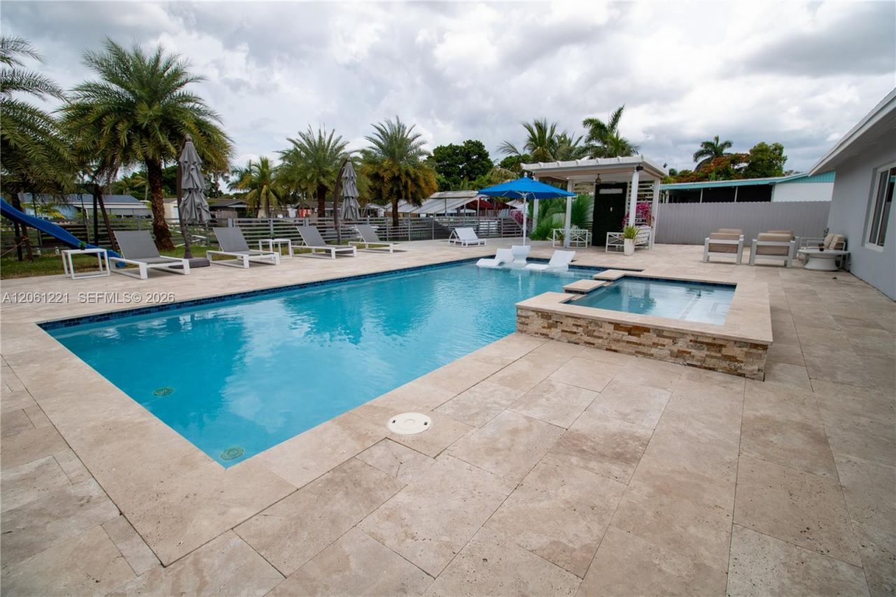 20053 SW 103rd Ave , Cutler Bay, FL 33189 Photo