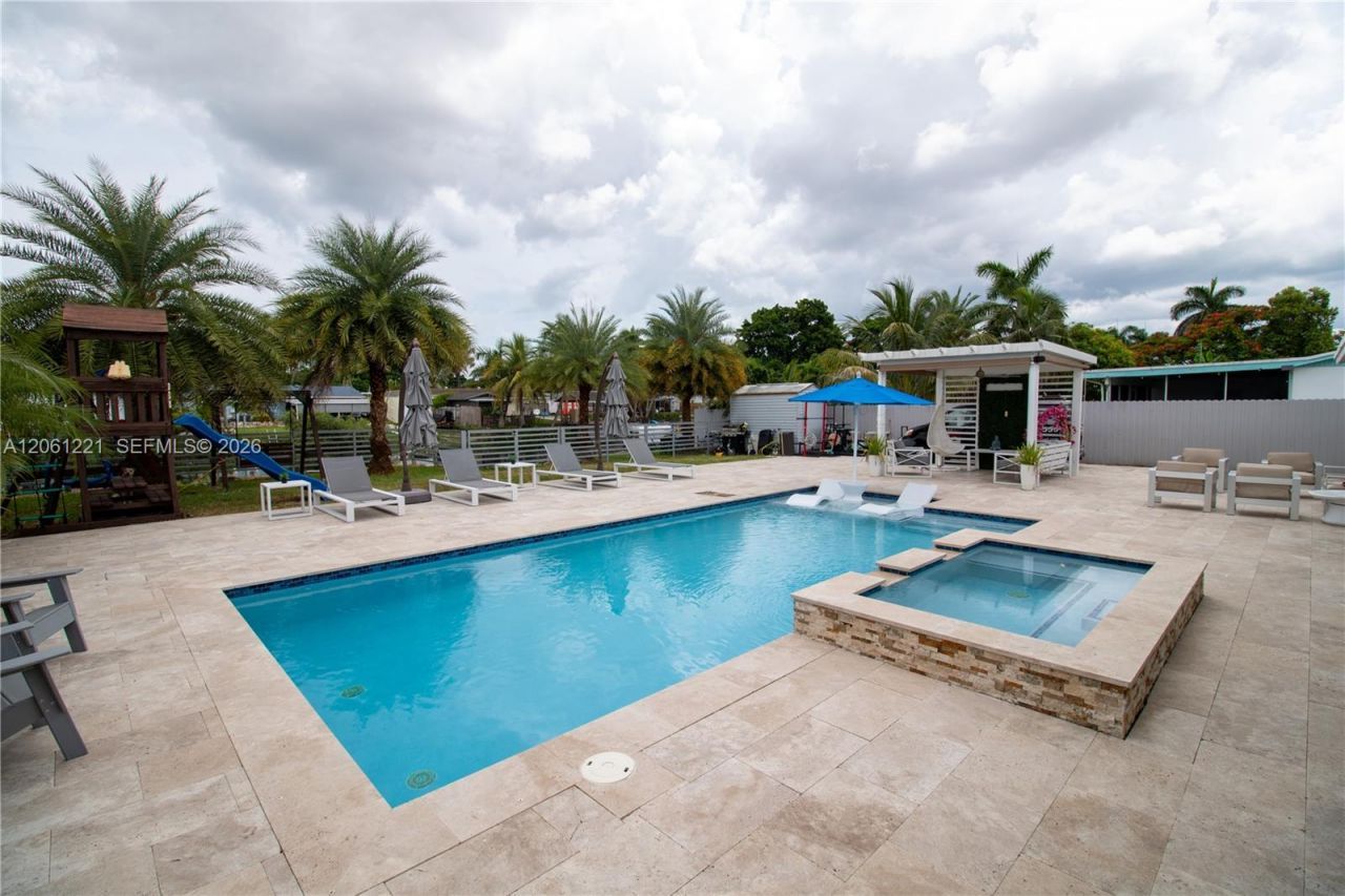 20053 SW 103rd Ave , Cutler Bay, FL 33189 Photo