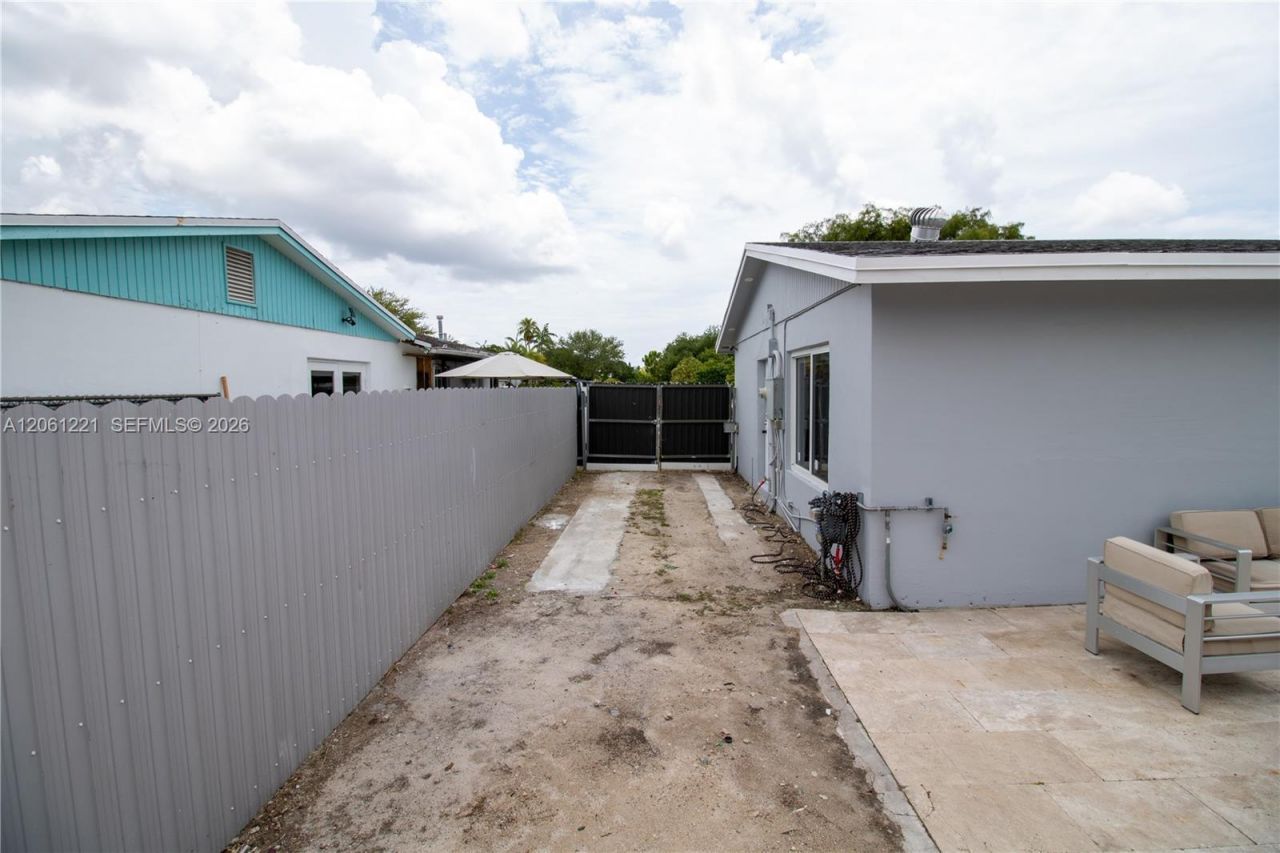 20053 SW 103rd Ave , Cutler Bay, FL 33189 Photo