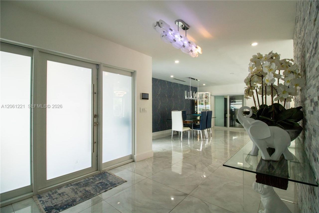 20053 SW 103rd Ave , Cutler Bay, FL 33189 Photo