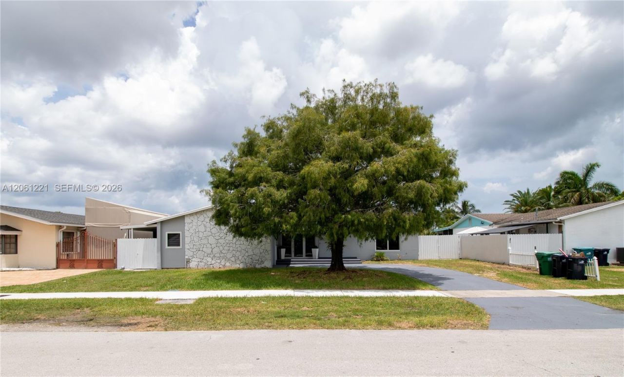 20053 SW 103rd Ave , Cutler Bay, FL 33189 Photo