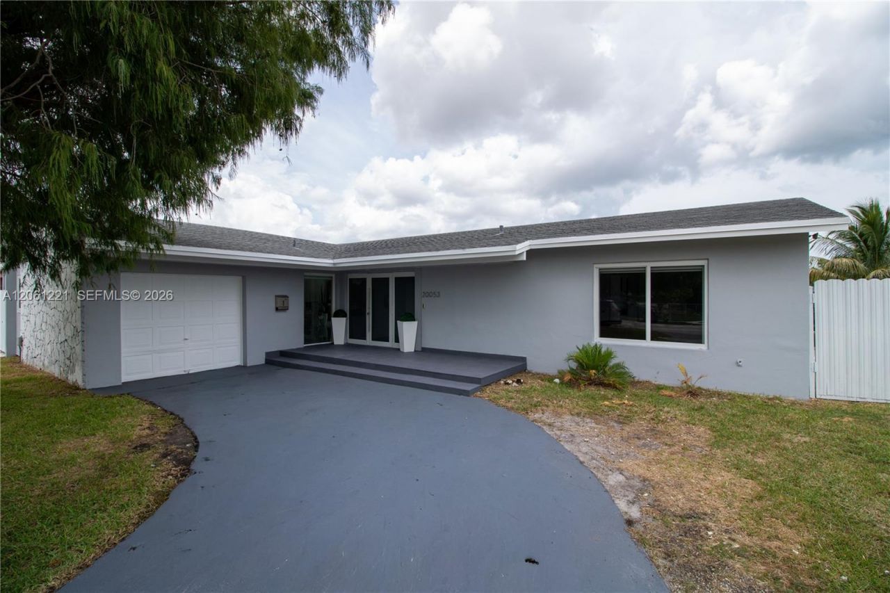 20053 SW 103rd Ave , Cutler Bay, FL 33189 Photo