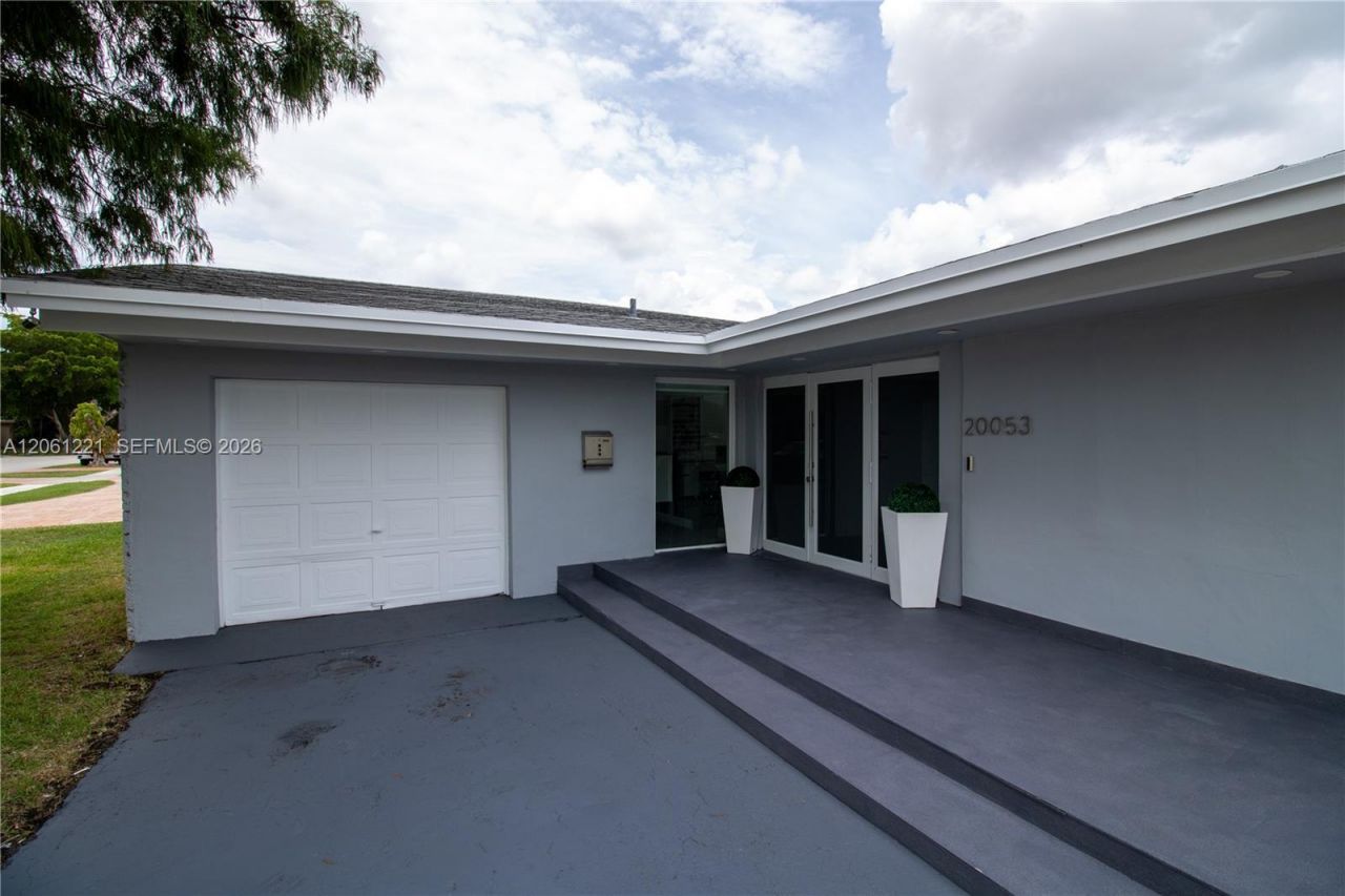 20053 SW 103rd Ave , Cutler Bay, FL 33189 Photo
