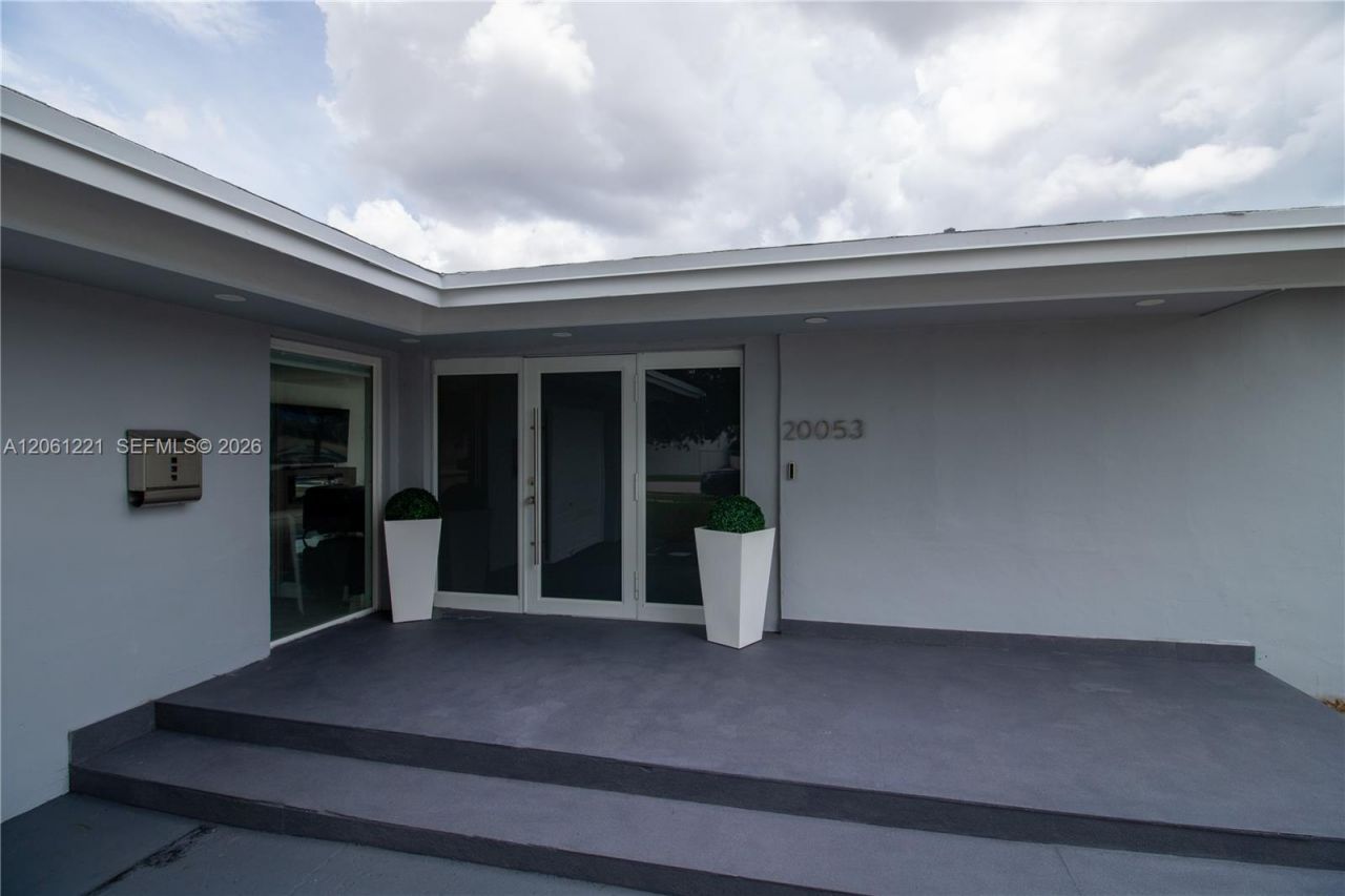20053 SW 103rd Ave , Cutler Bay, FL 33189 Photo