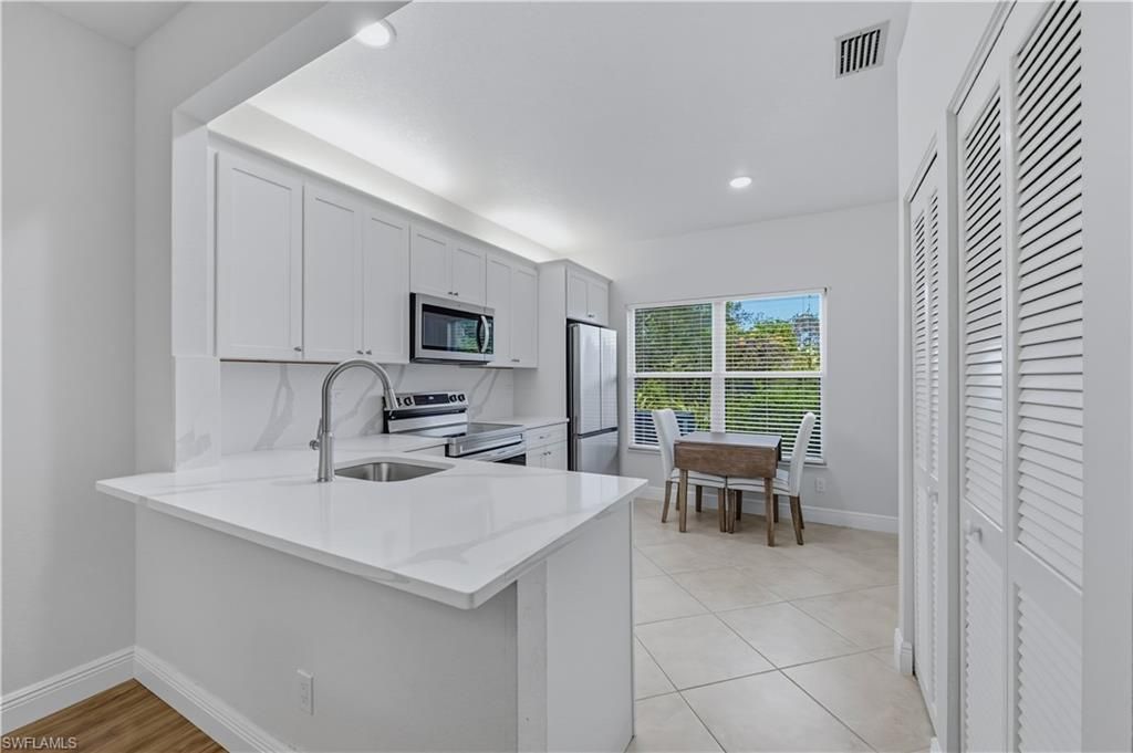 347 Emerald Bay Cir , Unit S3, Naples, FL 34110 Photo