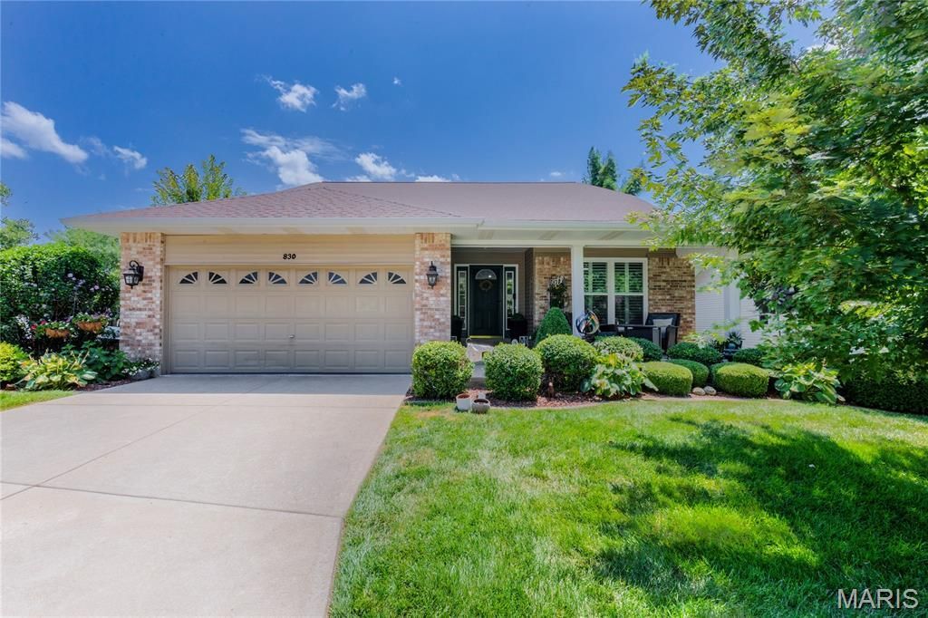 830 Harmony Terrace , Lake Saint Louis, MO 63367 Main Photo