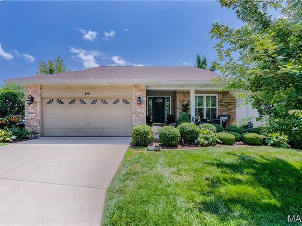 830 Harmony Terrace, Lake St Louis, MO 63367
