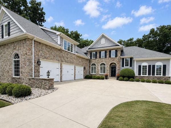 5948 Snowlight Court , Sylvania, OH 43560