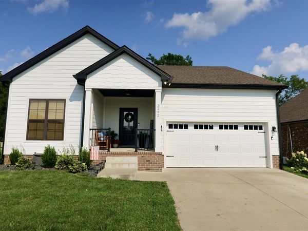 3292 South Oak Street , Bowling Green, KY 42101