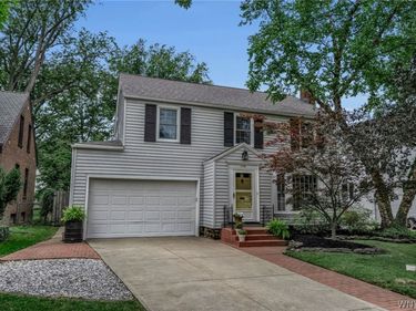 150 Burbank Drive, Amherst, NY 14226