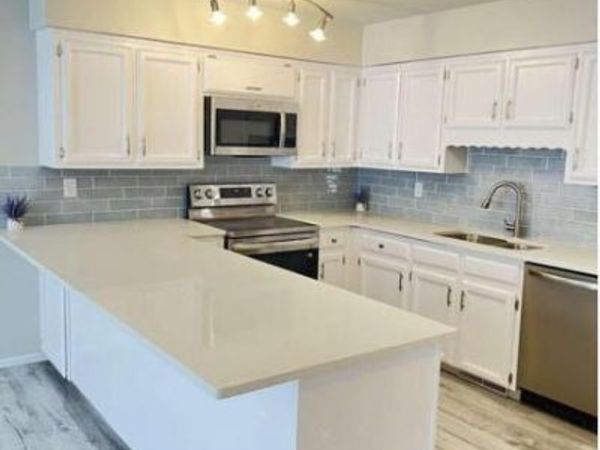 506 Ortiz Drive NE, Albuquerque, NM 87108