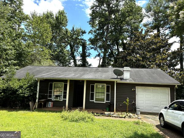3901 Wood Path Drive, Stone Mountain, GA 30083