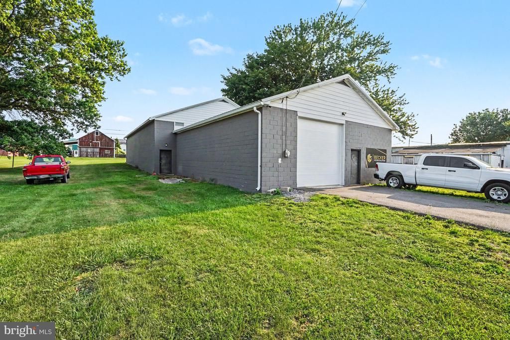 19 S 2ND STREET , GRATZ, PA 17030