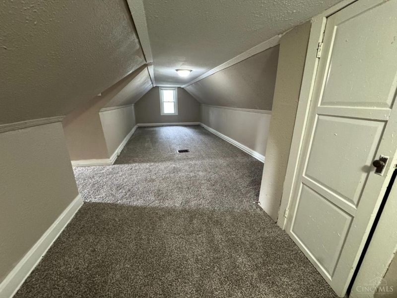 7412 Elizabeth Street, Cincinnati, OH 45231 Photo 9