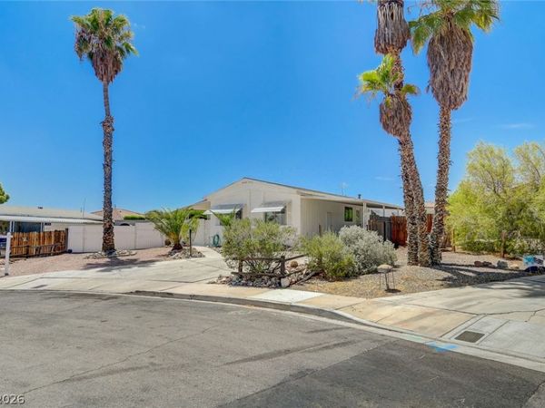 1010 La Mesa Way , Boulder City, NV 89005