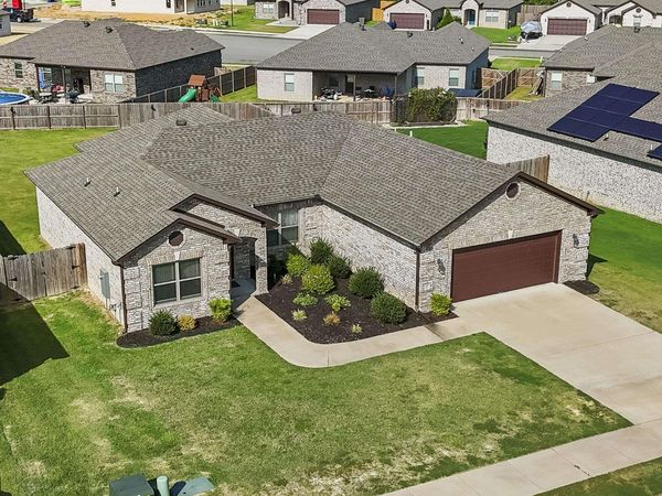 17 Sienna Dr, Cabot, AR 72023