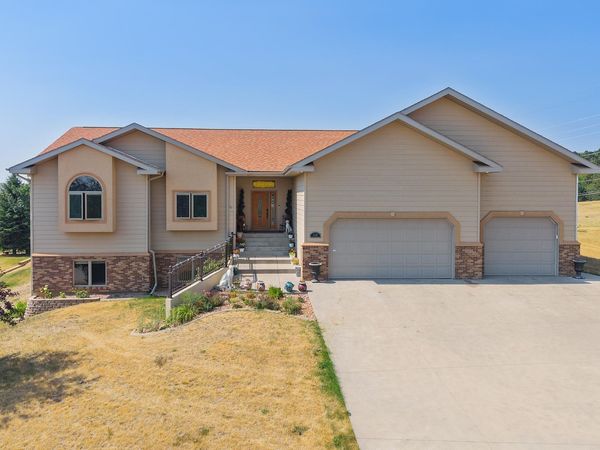 653 ENCHANTMENT RD, Rapid City, SD 57701
