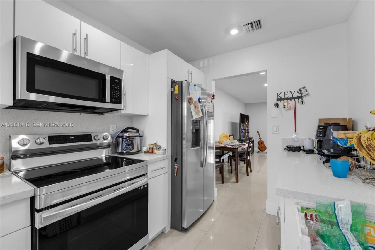 8612 SW 148th Pl , Miami, FL 33193 Photo