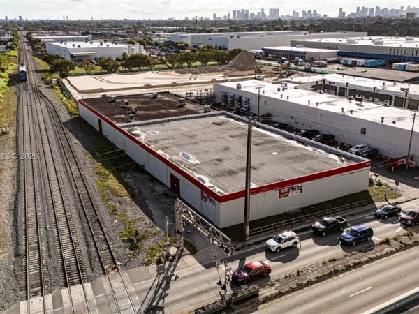 7401 NW 32nd Ave , Miami, FL 33147