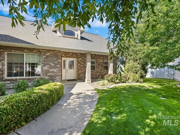 451 Wildrose Loop, Twin Falls, ID 83301