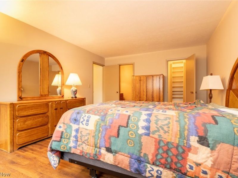 2112 Acacia Park Drive, Unit 224, Lyndhurst, OH 44124 Photo 18