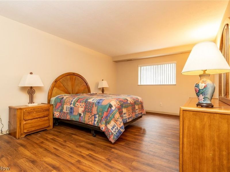 2112 Acacia Park Drive, Unit 224, Lyndhurst, OH 44124 Photo 19