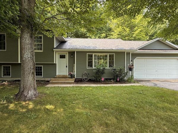 8514 Bent Pine Drive, Lake Ann, MI 49650